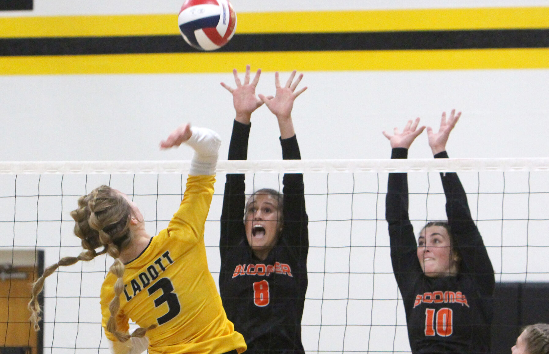 Bloomer at Cadott volleyball 9-13-22